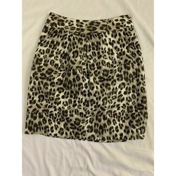Banana Republic Dresses & Skirts - Banana Republic 100% Silk Brown Beige Ivory skirt